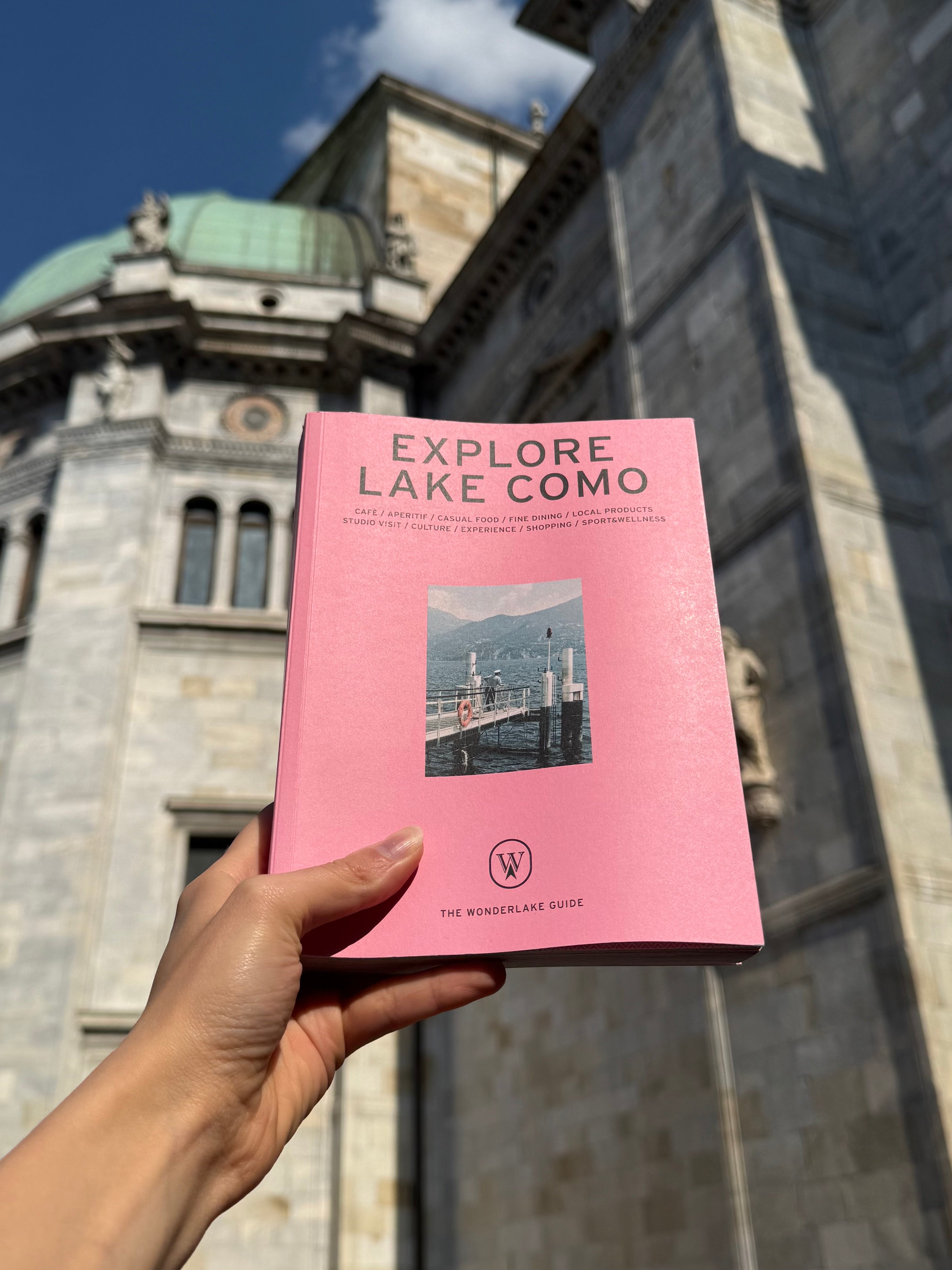 Caffé Milani nella guida Explore Lake Como 2026 di Wonderlake: eccellenza tra torrefazione ed esposizione